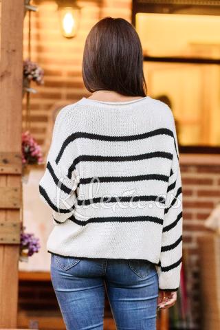 Gestreifter Boho-Pullover