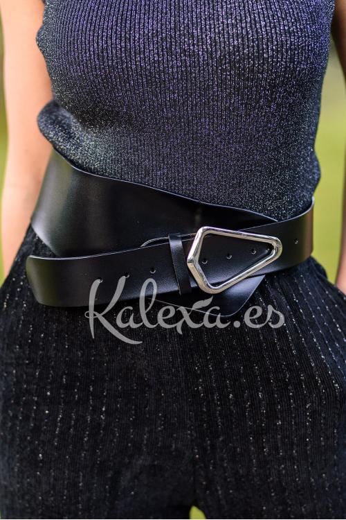 Asymmetrical leather belt