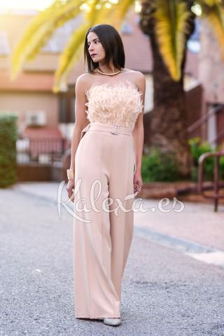 Mono Invitada Boho Plumas