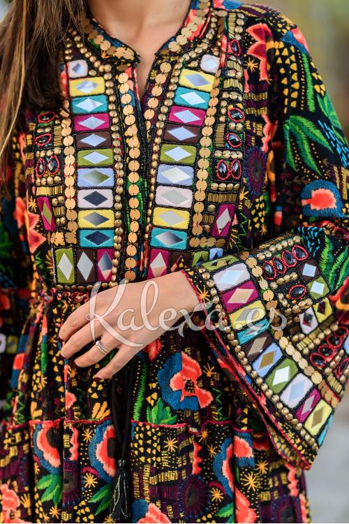 Kleid für die Boho-Gast Guloya.