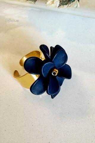 Anillo de acero con flor boho