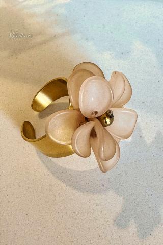 Steel ring with boho flower