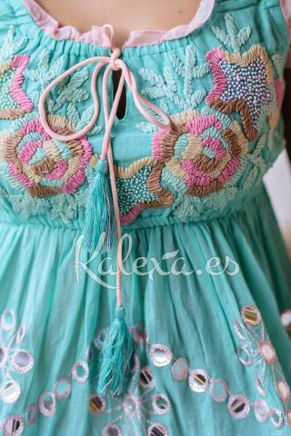 Top Boho AquamarinaBoho-stijl top in aquamarijnkleur.