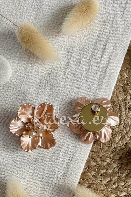 Boho Ohrringe mit Perlmuttblume