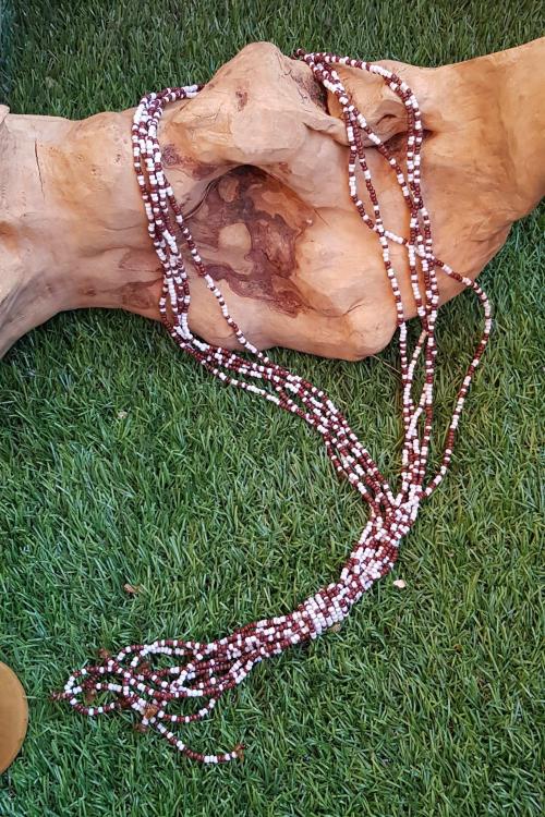 Collar colgante Norma, Marrón y blanco