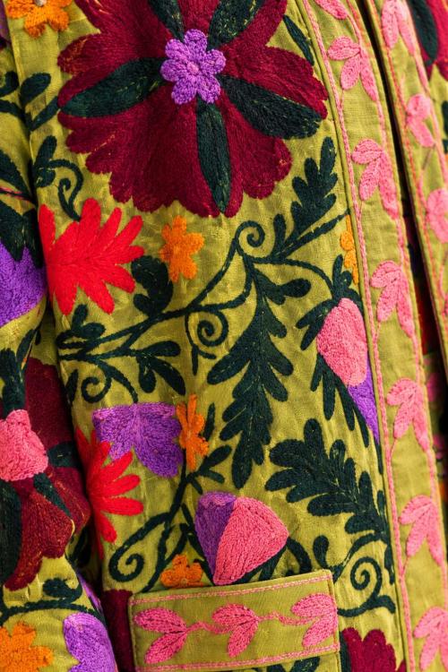 Bestickte Kimono-Jacke Farbe