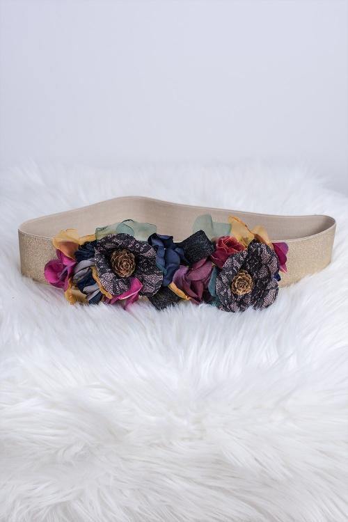 Flower belt with pine cones