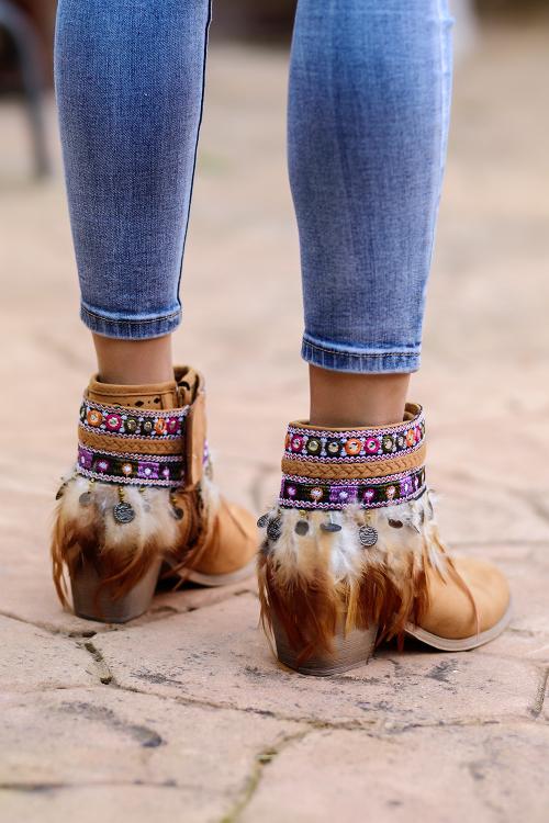 Boho-Federn-Stiefeletten