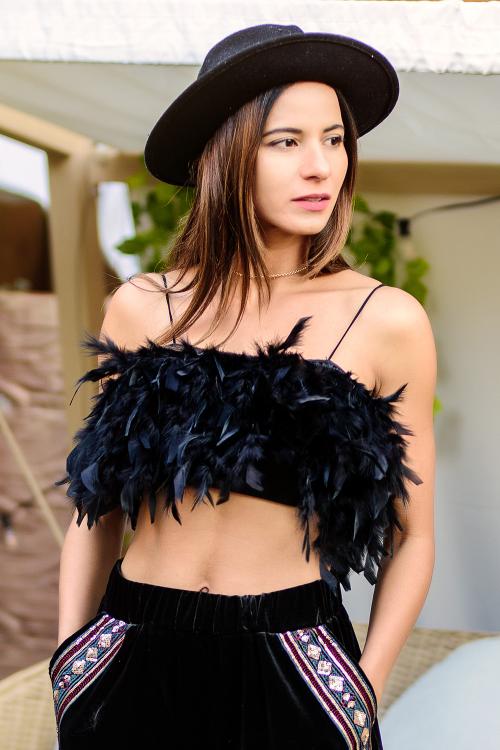 Haut à plumes Boho