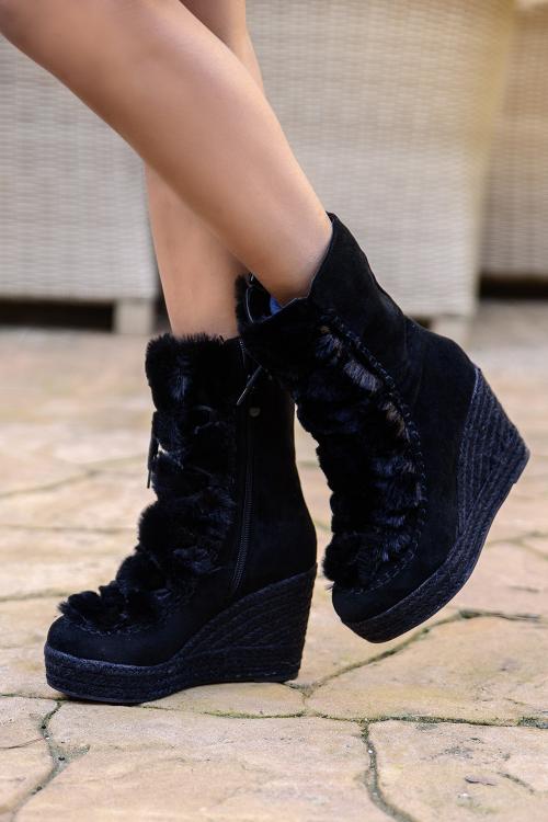 Boho Pompom Booties